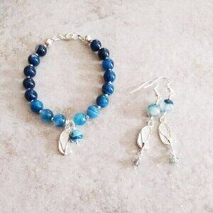 Ombre Sea Blue! Matched Bracelet + Earring Set! Silver Flip Flops & Blue Agates!